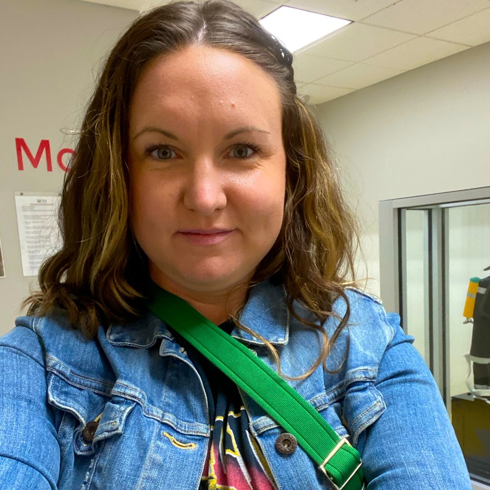 Meet your Posher, Jenn